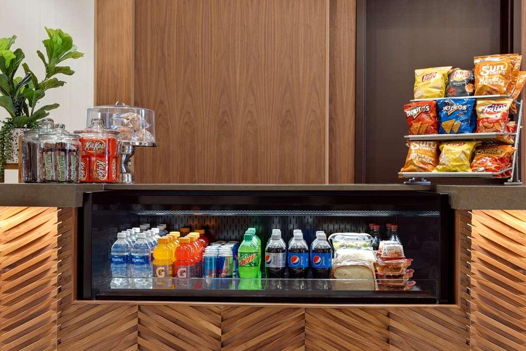 Hyatt Place Houston Downtown Interior photo