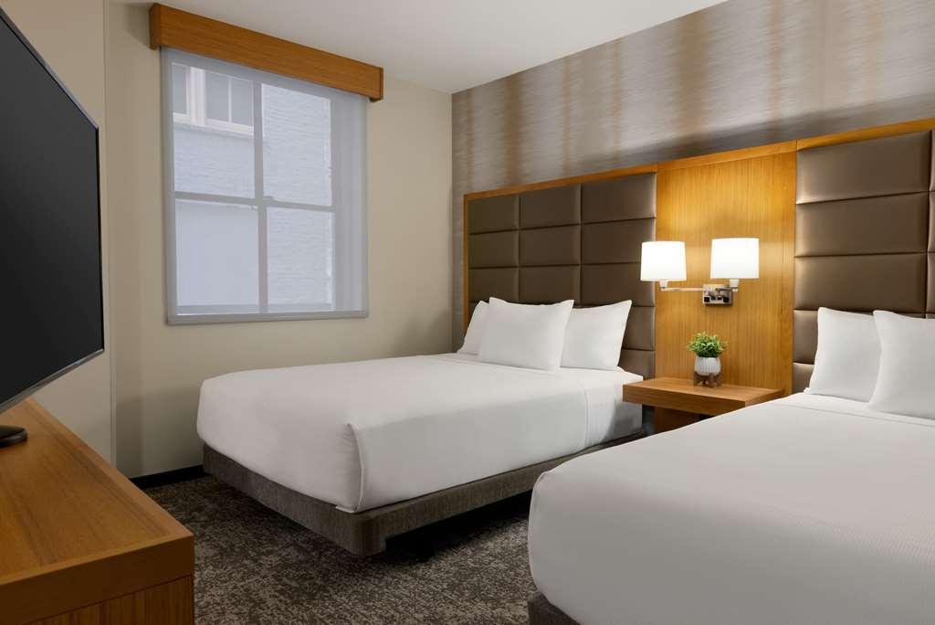 Hyatt Place Houston Downtown Room photo