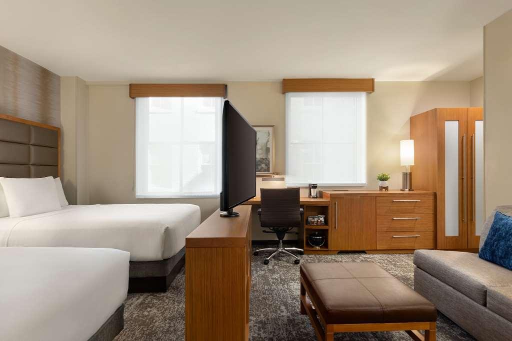 Hyatt Place Houston Downtown Room photo